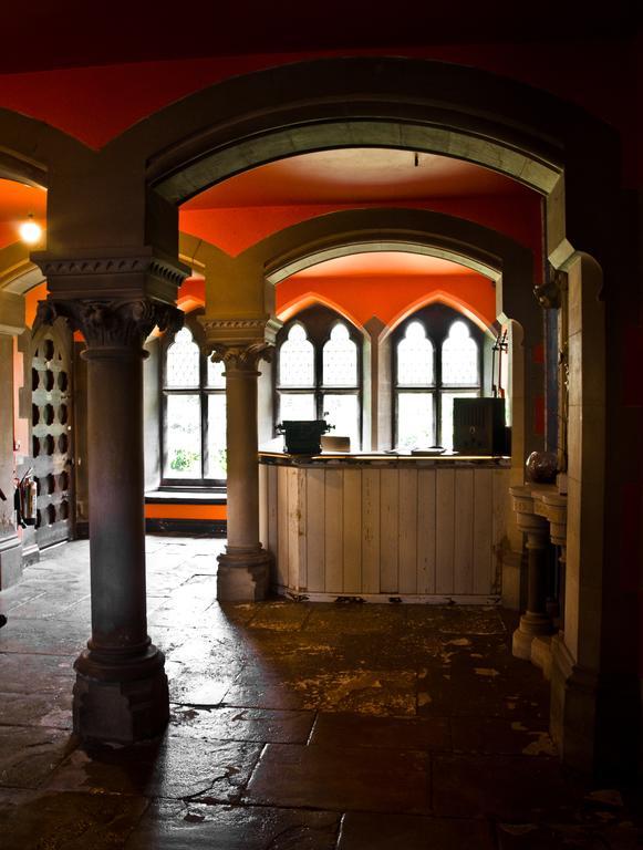 The Convent Hotel Stroud  Buitenkant foto